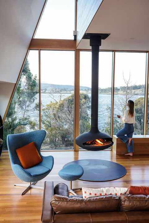 Apollo Bay House - Tourism Townsville 3
