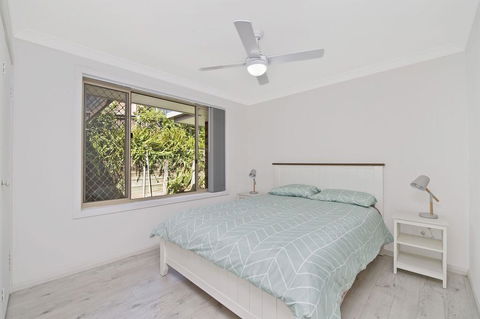 Aqualuna At Lighthouse Beach 8 Capalla Court - Tourism Townsville 3