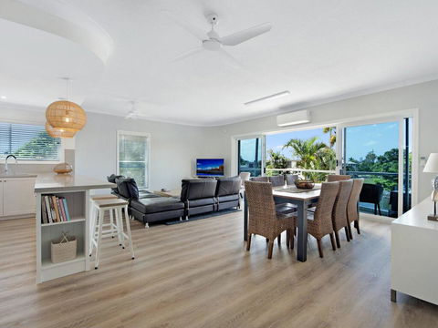 Arc Resort Stunning 3 Bedroom In Broadbeach - Tourism Townsville 3