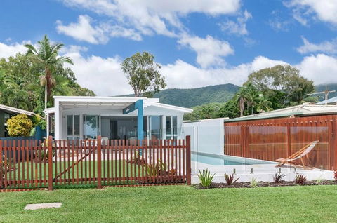 Arlington Beach House - Tourism Townsville 1
