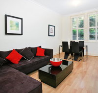 Art Deco in the Cul-de-Sac - Spacious Executive 1BR Potts Point Apartment in Quiet Cul-de-Sac - Tourism Townsville