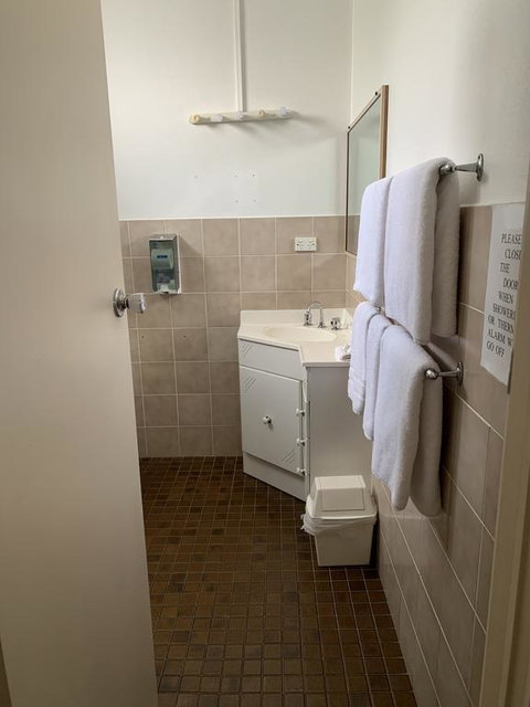 Ashton Motel - Tourism Townsville 2