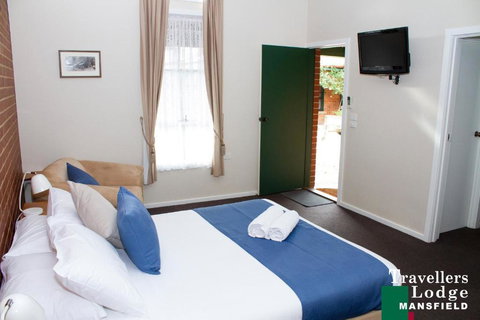 Mansfield Travellers Lodge - Tourism Townsville 0