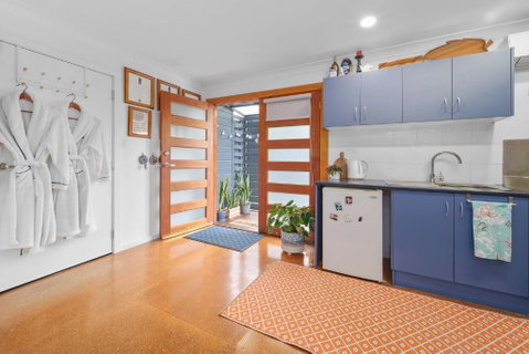 Marche Home Stay, Immaculate Presentation, Private & Relaxing - Tourism Townsville 2