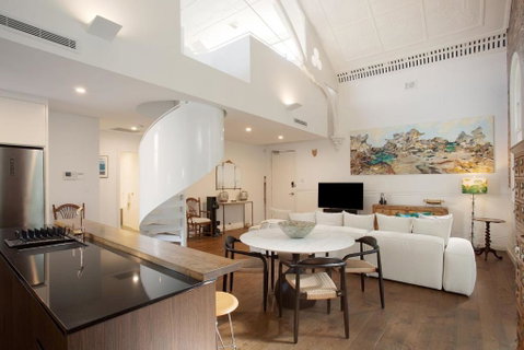 Mezzanine Magic, Bondi Junction - Tourism Townsville 1