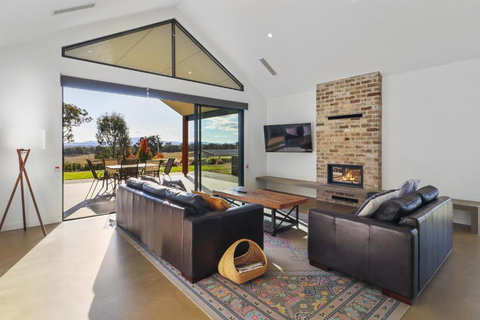 Mayple Peaks - Tourism Townsville 1