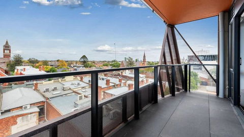 Modern 2B Apartment With City Views - Tourism Townsville 2