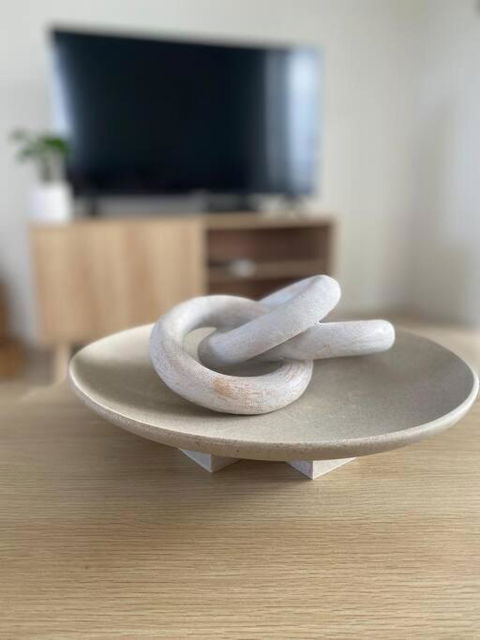 Modern Luxury 1 Bedroom Apartment - Walk To The Shops! Free Wifi - Tourism Townsville 3