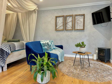 Mountain Cottage In Dandenong Ranges - Tourism Townsville 2