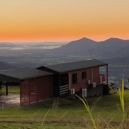 Mountain Edge Escape - Tourism Townsville 0