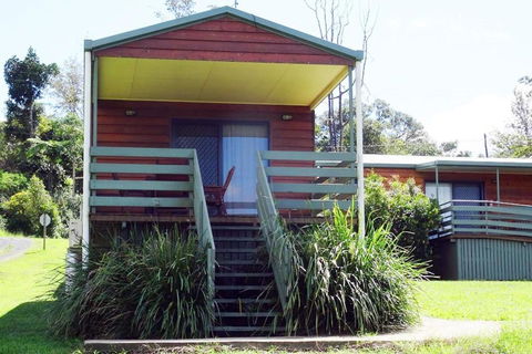 Mountain Edge Escape - Tourism Townsville 1