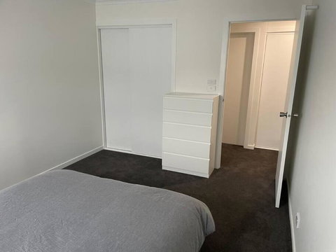 New 3 Bedroom House In Cooma - Tourism Townsville 2