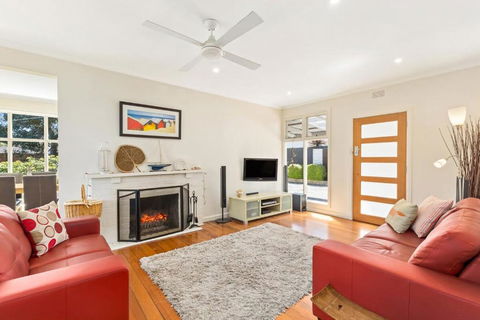 North Haven Family Beach Retreat - Tourism Townsville 3