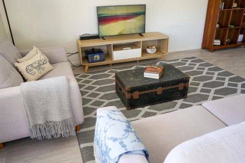Oasis 1 On Eden - Tourism Townsville 3