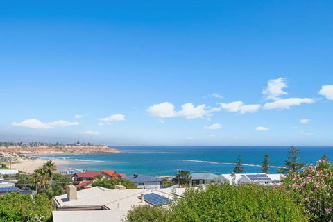 Ocean View In Port Noarlunga - Tourism Townsville 2