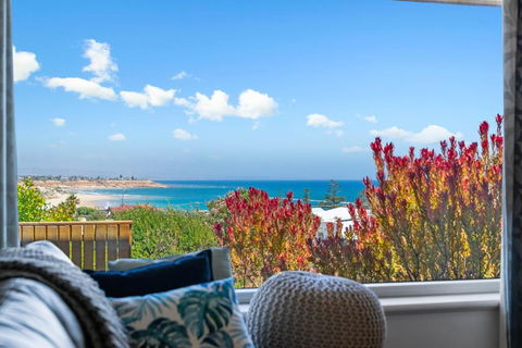 Ocean View In Port Noarlunga - Tourism Townsville 0