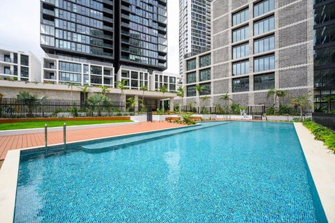 Olympic Park Stylish Apt With Gym Pool Good View - Tourism Townsville 2