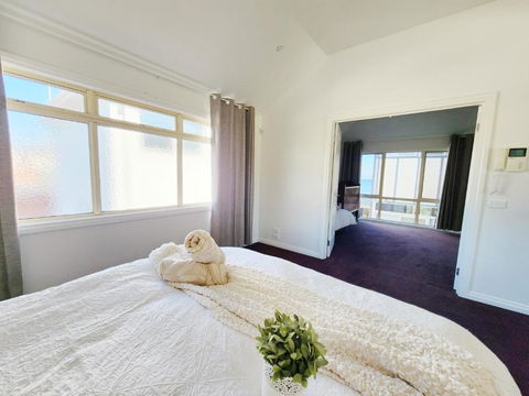 On The Beach, Kids & Pets Friendly - Tourism Townsville 2