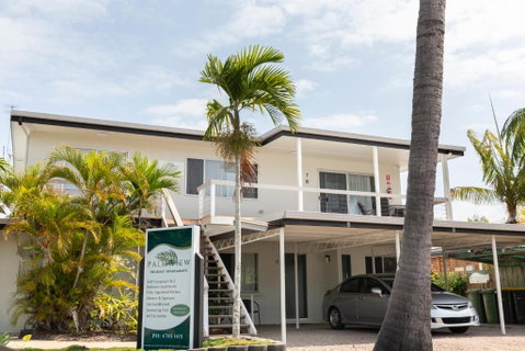 Palm View Holiday Apartments - Tourism Townsville 1