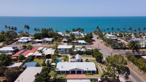 Palm View Holiday Apartments - Tourism Townsville 2