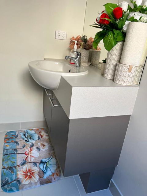 Paradise Pavilion Hide Away - Tourism Townsville 0