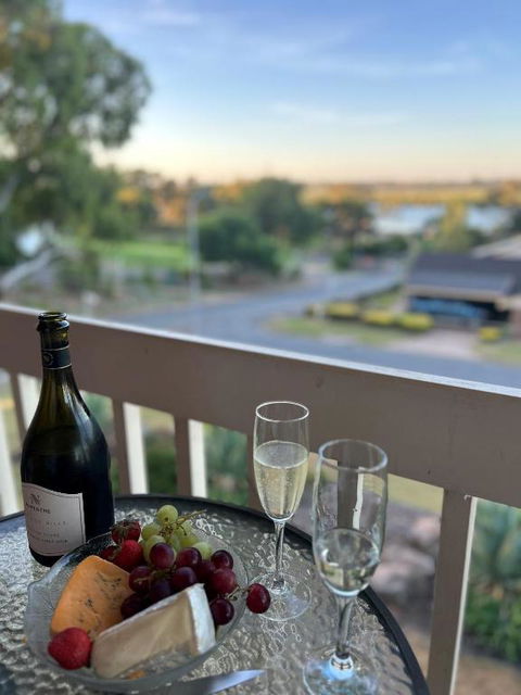 Pelican Retreat - Corporate / Tradie / Family - Tourism Townsville 3
