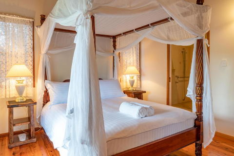 Pencil Creek Cottages - Tourism Townsville 3