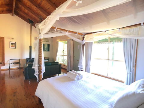 Pencil Creek Cottages - Tourism Townsville 2