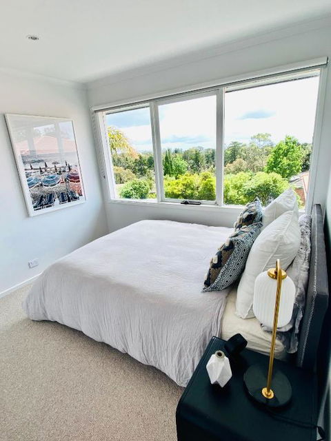 Pool & Pet Friendly - Mornington Peninsula Beach House - Tourism Townsville 3