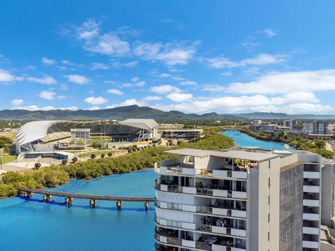 Penthouse Townsville - Tourism Townsville 0