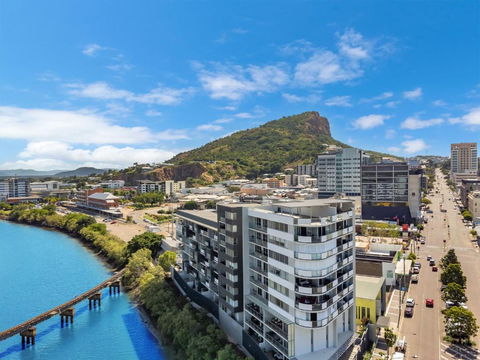 Penthouse Townsville - Tourism Townsville 1
