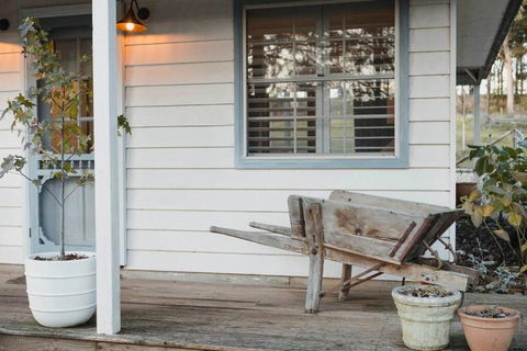 Peony Farm Green Cottage - Tourism Townsville 2