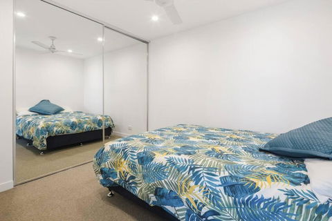 Perfect Haven In Spring Hill 2B1B And Parking - Tourism Townsville 3