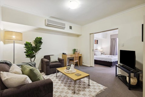 Perth Picture Perfect 1 BDR - Tourism Townsville 1