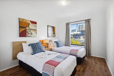 Perth Prime Located 2BDR 1PRK - Tourism Townsville 1