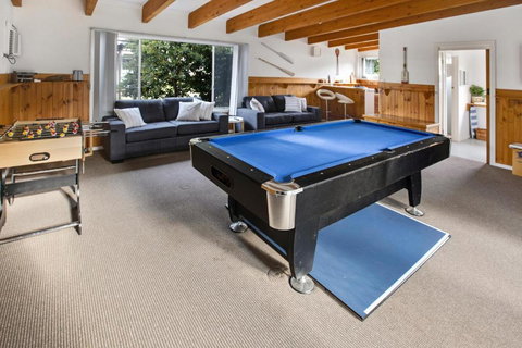 Plymouth - Tourism Townsville 0