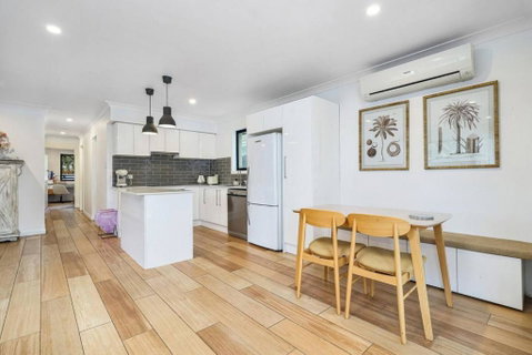 Pool House Hideaway - Tourism Townsville 3