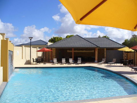 Port Denison Beach Resort - Tourism Townsville 0