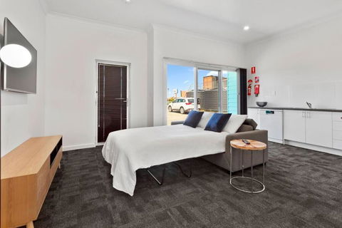 Port Lincoln Shark Apartment 6 - Tourism Townsville 3