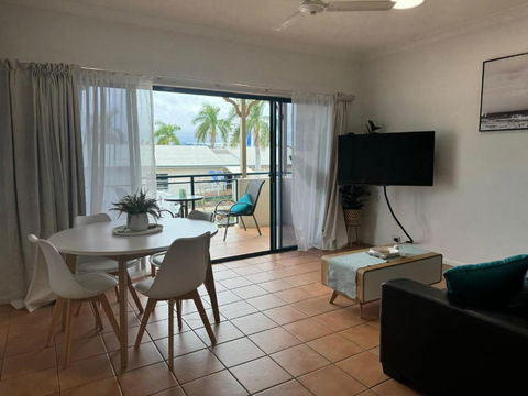 Prime Position For City And Stadium Access - Tourism Townsville 3