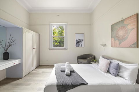 Private Double Room - Quaint Place In Lindfield - Shared Bathroom - Tourism Townsville 0