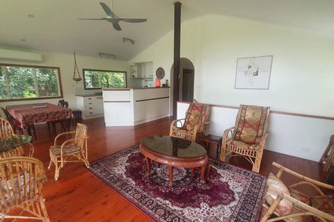 Private Rainforest Ridge Retreat - Tourism Townsville 2