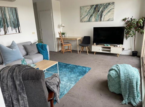 Qbn Cracker: 2BR, 2BA, 2 Secure B/ Ment Car Parks - Tourism Townsville 2