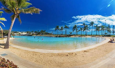 QCWA Cheerful Cottage - Airlie Beach - Tourism Townsville 3