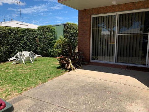 Quaint Hideaway - Tourism Townsville 0