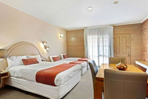 Quality Inn Colonial - Tourism Townsville 1