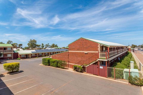 Quality Inn Railway Motel - Tourism Townsville 2