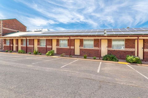 Quality Inn Railway Motel - Tourism Townsville 3