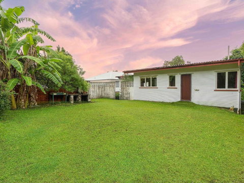 Quiet 4BR Haven Home With Green Surroundings - Tourism Townsville 1