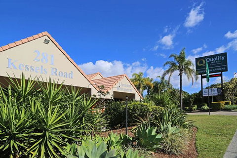 Quality Hotel Robertson Gardens - Tourism Townsville 1